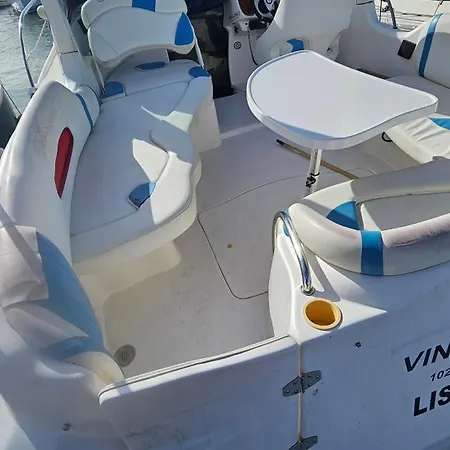 Hotel na wodzie Expo Barco Lancha H33 Lizbona