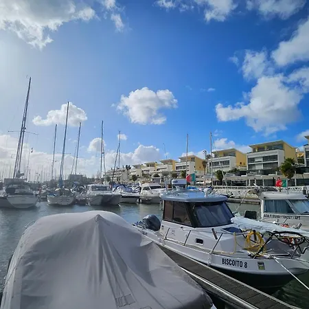 Hotel na wodzie Expo Barco Lancha H33 *