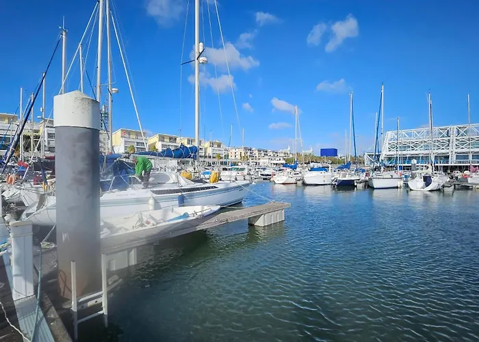 Hotel na wodzie Expo Barco Lancha H33 *