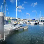 Πλωτό κατάλυμα Expo Barco Lancha H33 *