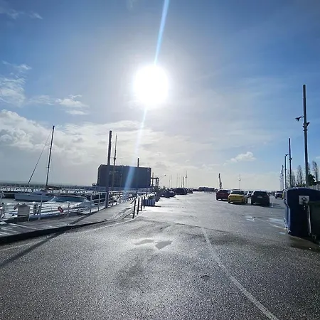 船屋 Expo Barco Lancha H33