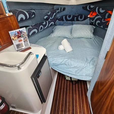 Expo Barco Lancha H33 *