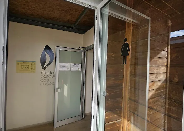 Expo Barco Lancha H33 Úszó hotel Lisboa